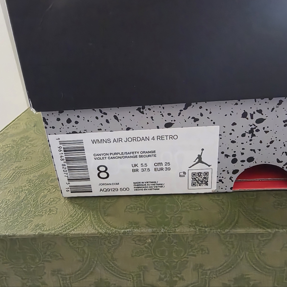 Brand New Never Worn!! Size 8 Air Jordan 4 Retro Mid Canyon Purple Suede - Picture 2 of 14